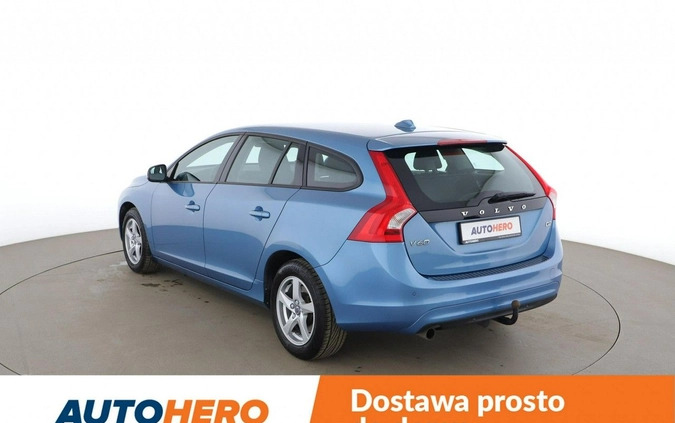 Volvo V60 cena 47600 przebieg: 140684, rok produkcji 2016 z Łomża małe 326